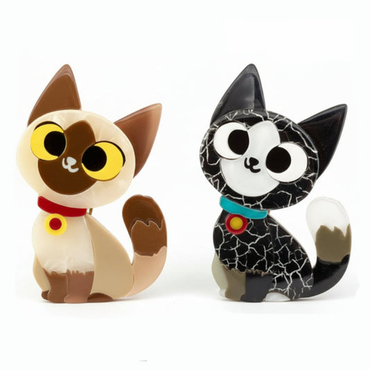 Sparkle Eyes Cat Acrylic Brooch