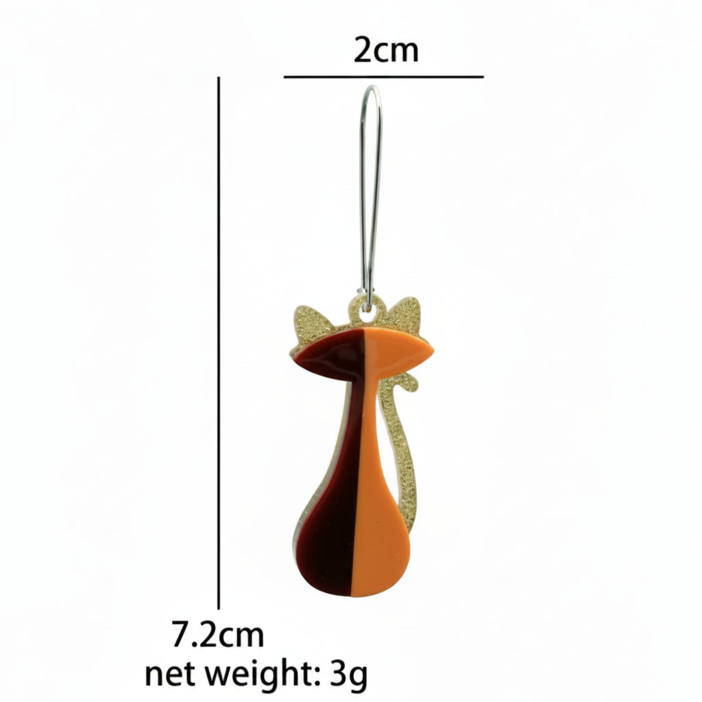 Two-tone cat-shaped earrings